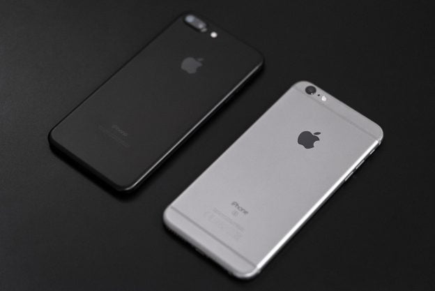 iPhone подождет. Британские министры предлагают запретить продажу смартфонов детям до 16 лет